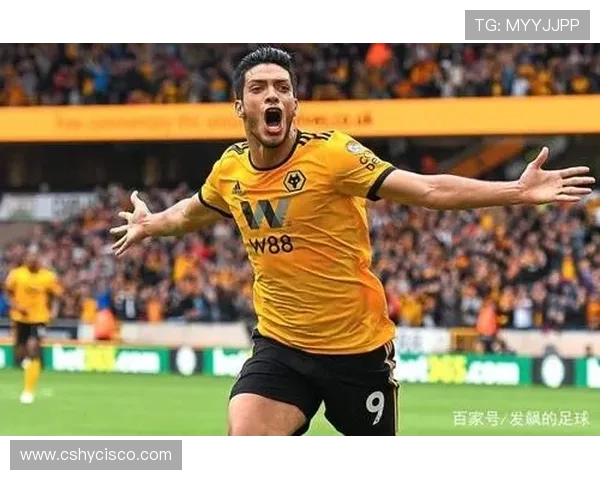 智利队战术风格解析：高位逼抢与快速转换持续提升