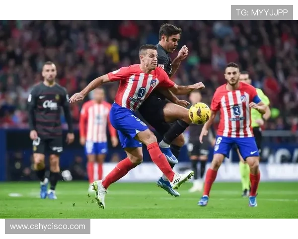 巴萨阵容成熟性问题，对欧冠争冠形势与赛季关键战稳定性产生影响